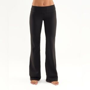 Lululemon Groove Flare Pant in Black